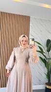 Selvi Elbise - Taş
