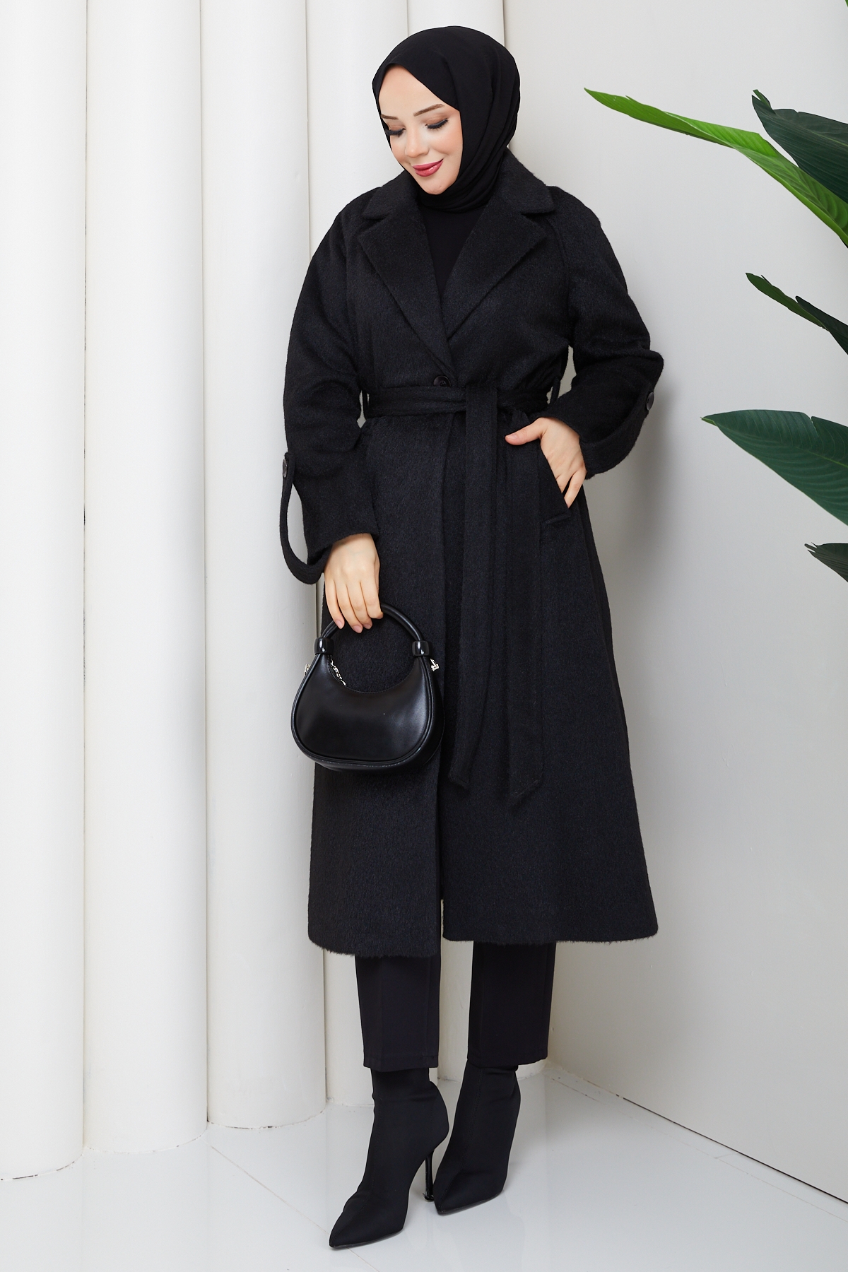 Ceyda Tesettür Kaşe Kaban - Siyah